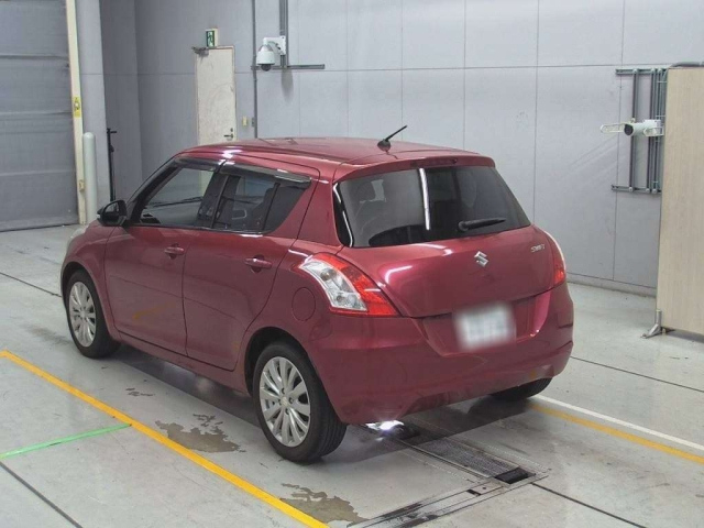 SUZUKI SWIFT 2011