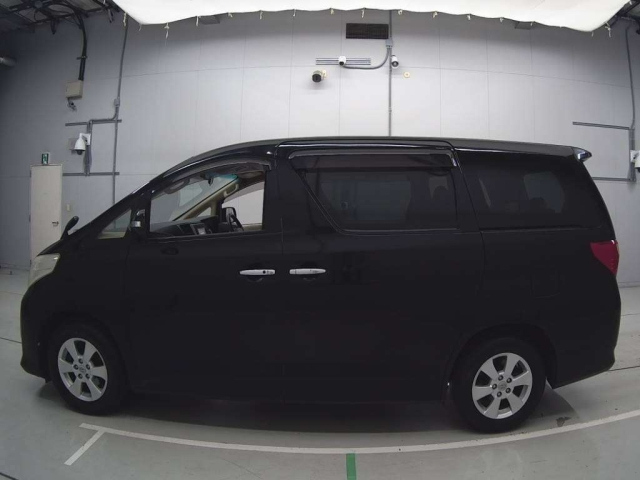TOYOTA ALPHARD 2012