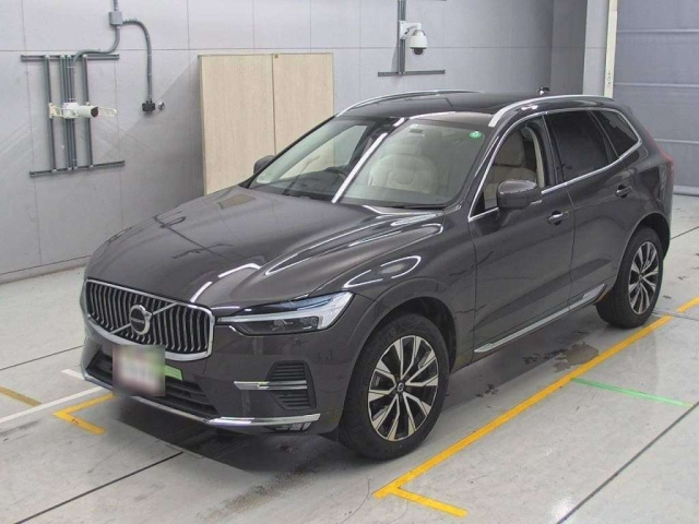 VOLVO XC60 2022