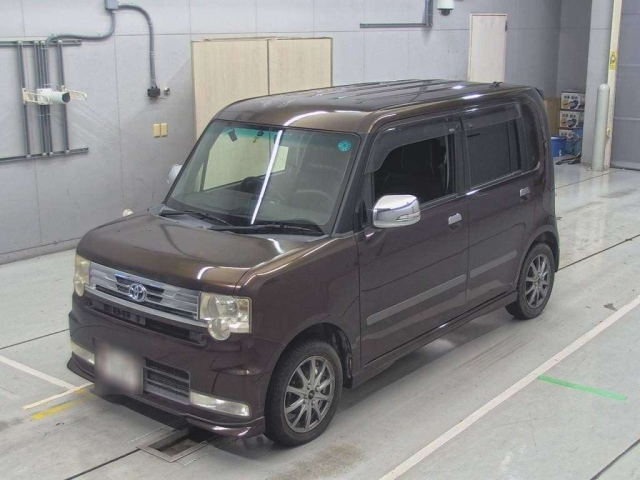 TOYOTA PIXIS SPACE 2013