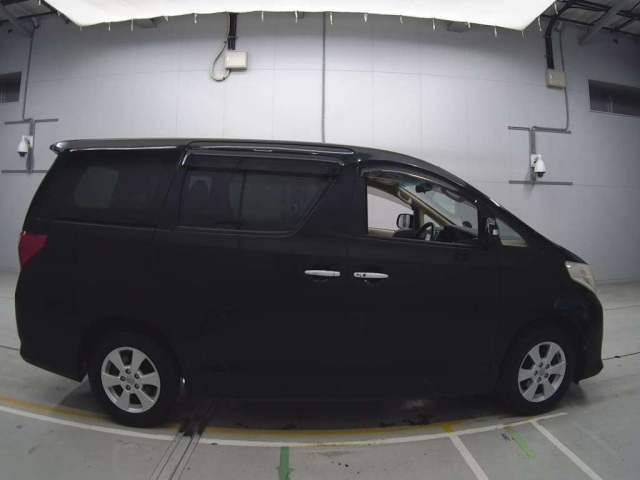 TOYOTA ALPHARD 2012