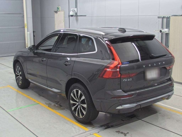 VOLVO XC60 2022