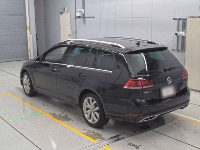 VOLKSWAGEN GOLF VARIANT 2018