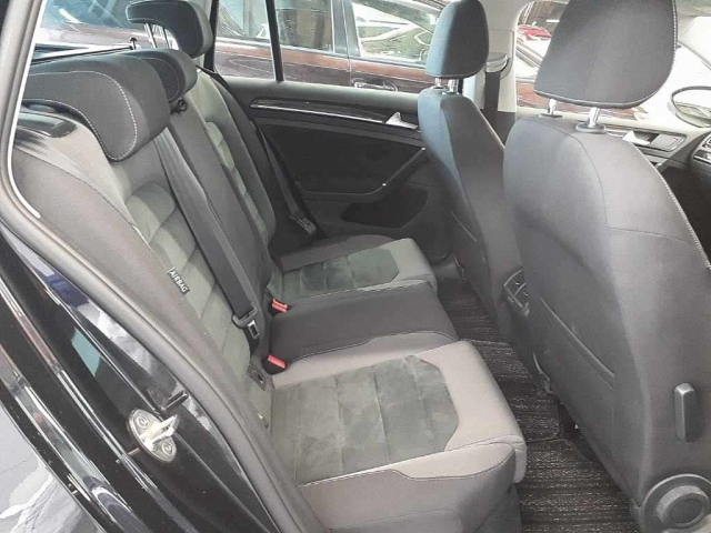 VOLKSWAGEN GOLF VARIANT 2018