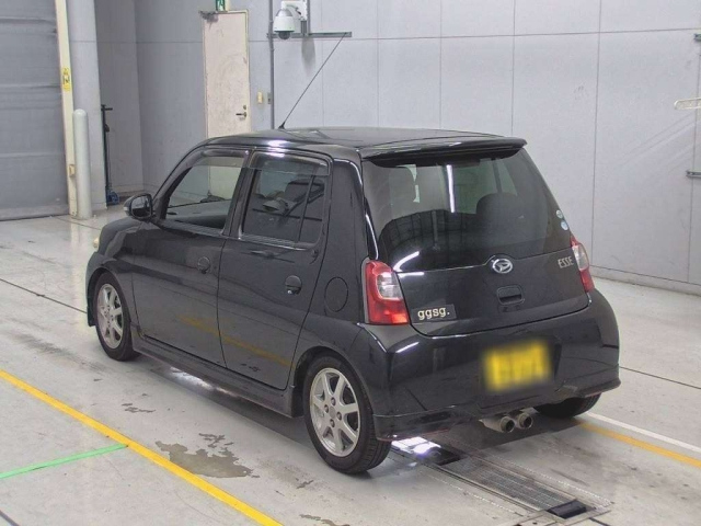 DAIHATSU ESSE 2010