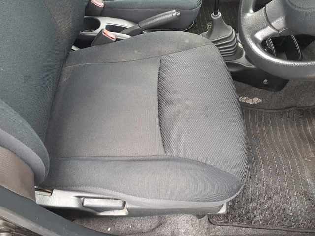 DAIHATSU ESSE 2010