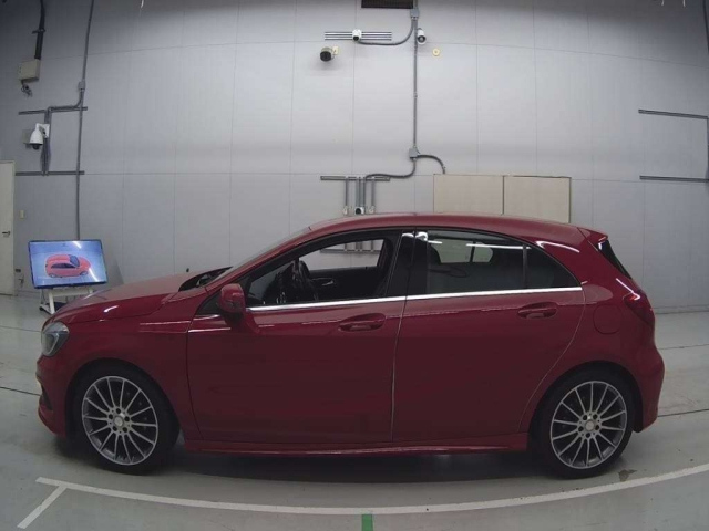 MERCEDES BENZ A CLASS 2013