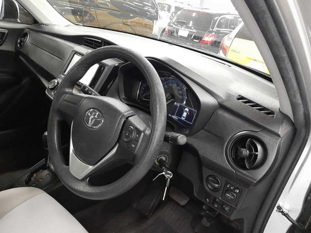 TOYOTA COROLLA AXIO 2017