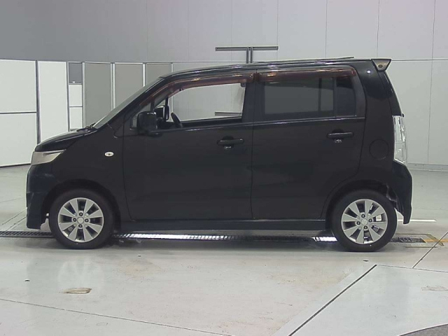 SUZUKI WAGON R 2010