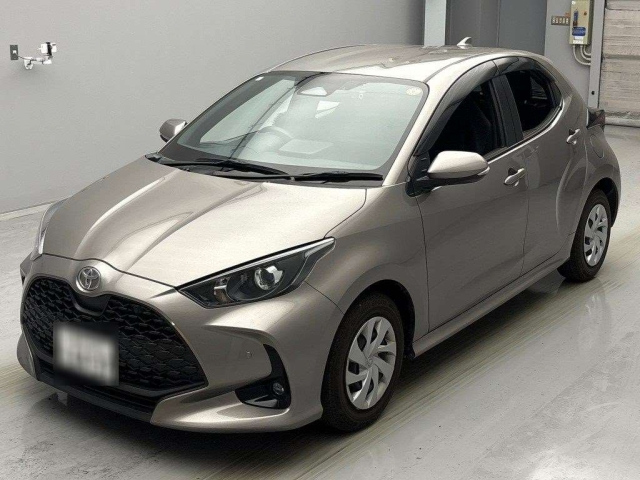 TOYOTA YARIS 2024