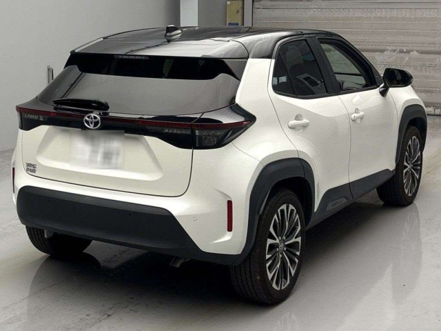 TOYOTA YARIS CROSS 2021