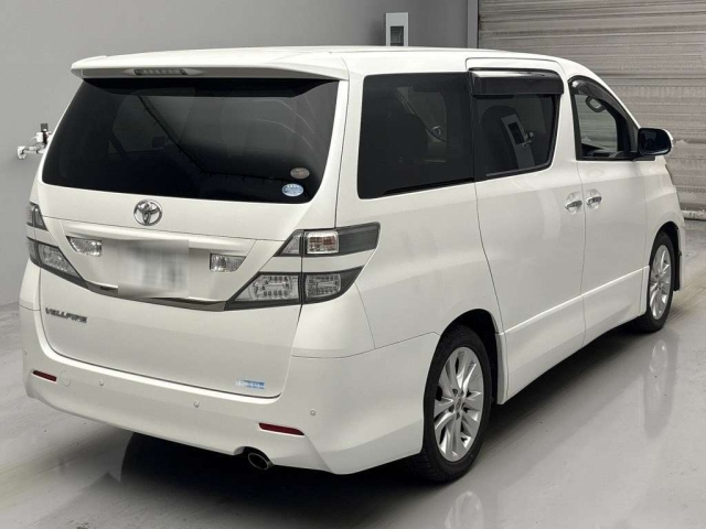 TOYOTA VELLFIRE 2009