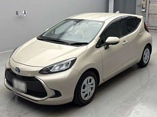 TOYOTA AQUA 2023