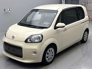 TOYOTA PORTE 2020