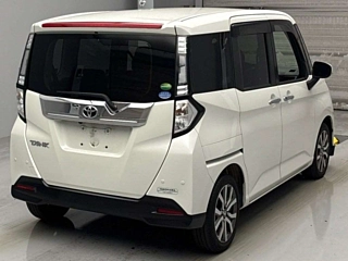 TOYOTA TANK 2020