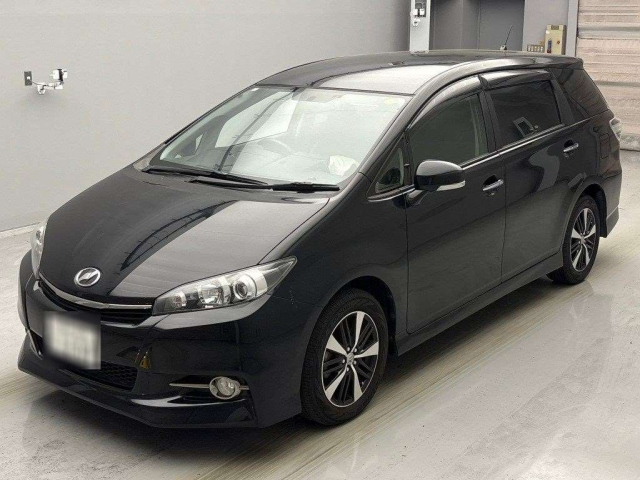 TOYOTA WISH 2014