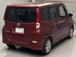 TOYOTA ROOMY 2021