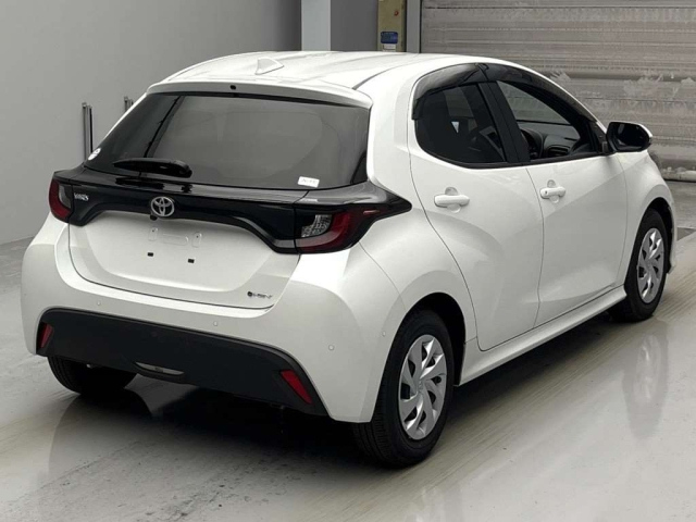 TOYOTA YARIS 2024