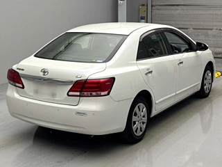 TOYOTA PREMIO 2016