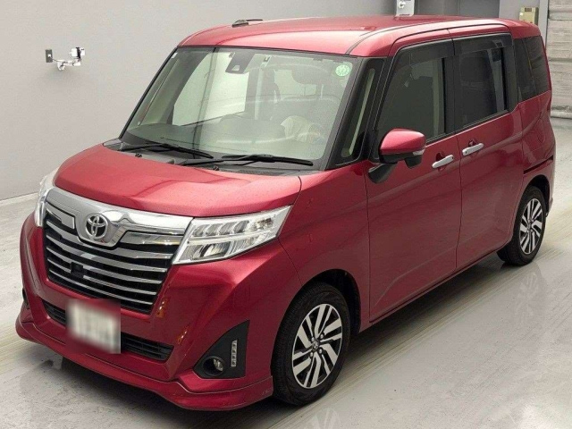 TOYOTA ROOMY 2017