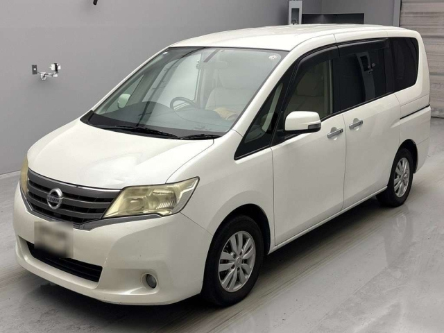 NISSAN SERENA 2011