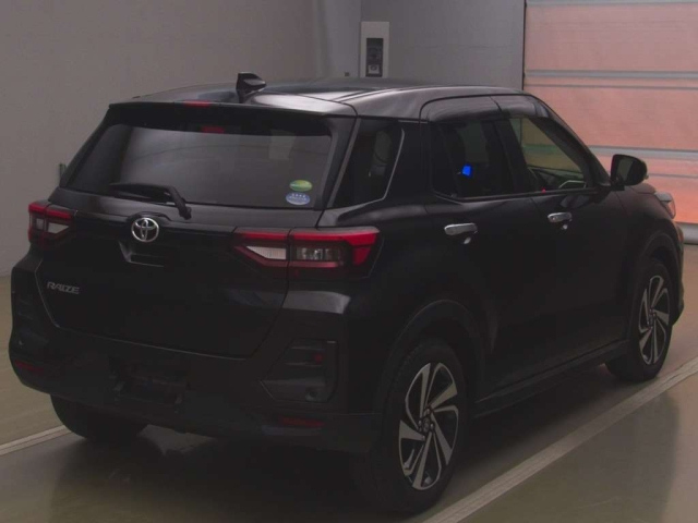 TOYOTA RAIZE 2021