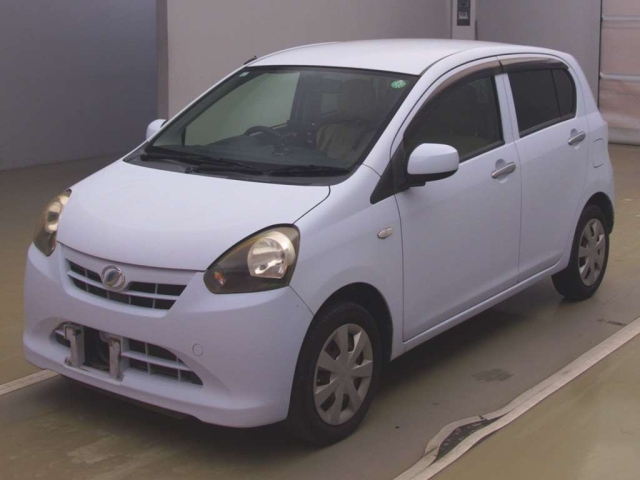 DAIHATSU MIRA E S 2011