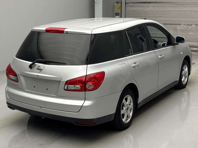 NISSAN WINGROAD 2010