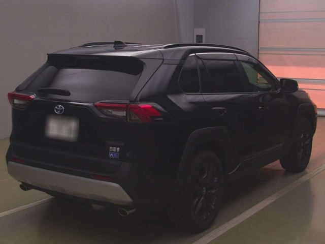 TOYOTA RAV4 2024
