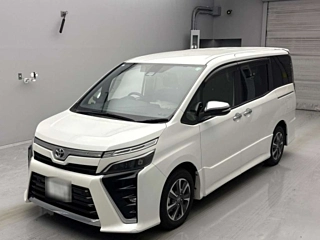TOYOTA VOXY 2021