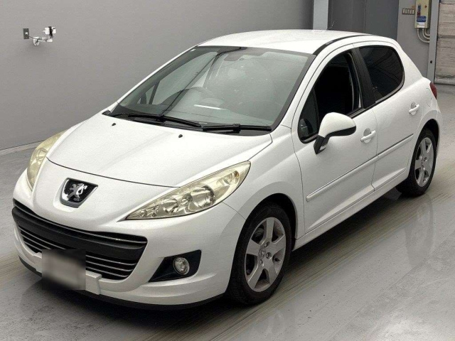 PEUGEOT 207 2011