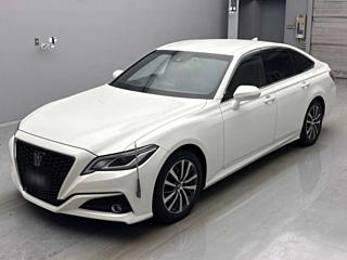 TOYOTA CROWN 2018