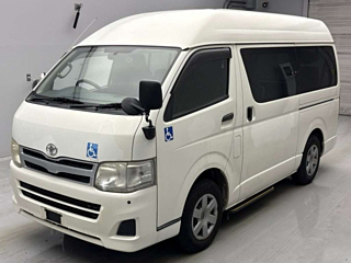 TOYOTA HIACE VAN 2011