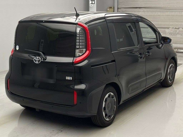 TOYOTA SIENTA 2022