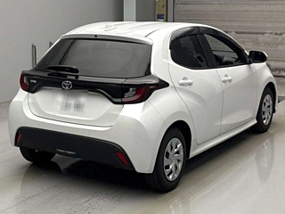TOYOTA YARIS 2025