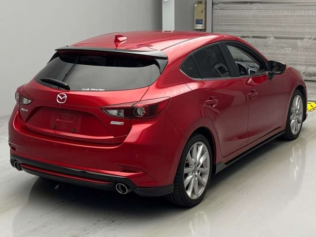 MAZDA AXELA 2016