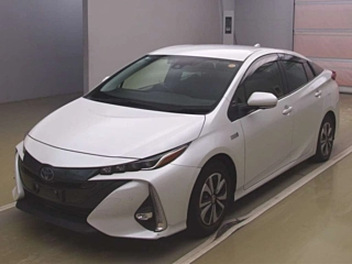 TOYOTA PRIUS PHV 2021