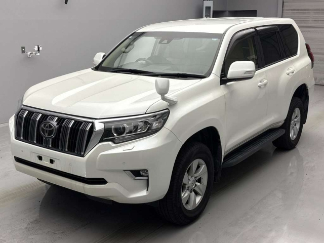 TOYOTA LAND CRUISER PRADO 2019