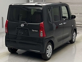 DAIHATSU TANTO 2024