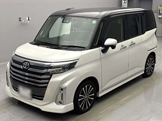 TOYOTA ROOMY 2021