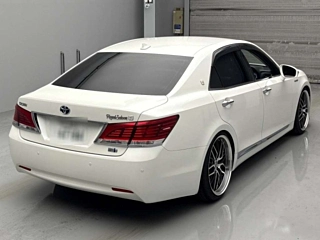 TOYOTA CROWN 2013