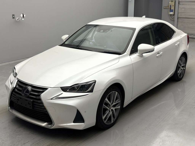 LEXUS IS 2018