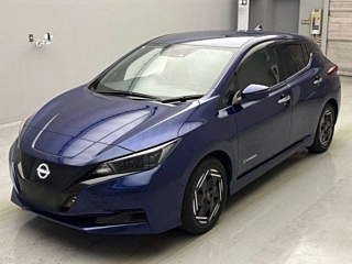 NISSAN LEAF 2024