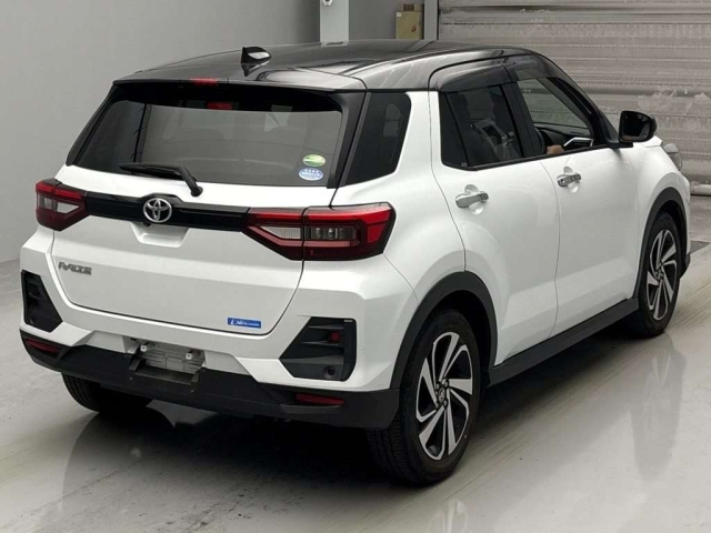 TOYOTA RAIZE 2020