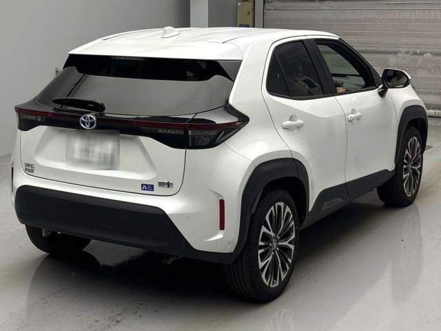 TOYOTA YARIS CROSS 2023