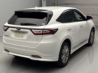 TOYOTA HARRIER 2019
