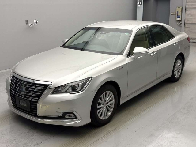 TOYOTA CROWN 2016