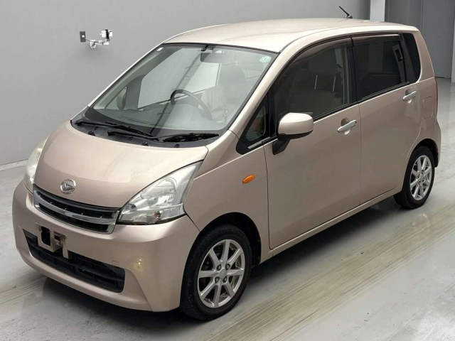 DAIHATSU MOVE 2011