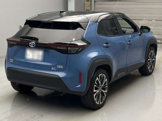 TOYOTA YARIS CROSS 2023