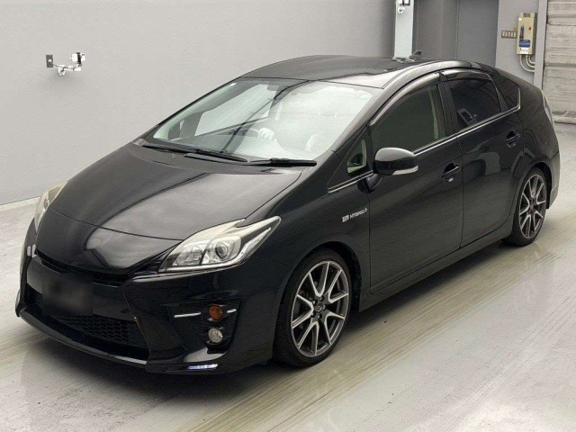 TOYOTA PRIUS 2015